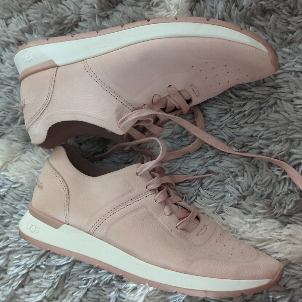 UGG womens size 8 leather sneaker Pk4 - Picture 7 of 11